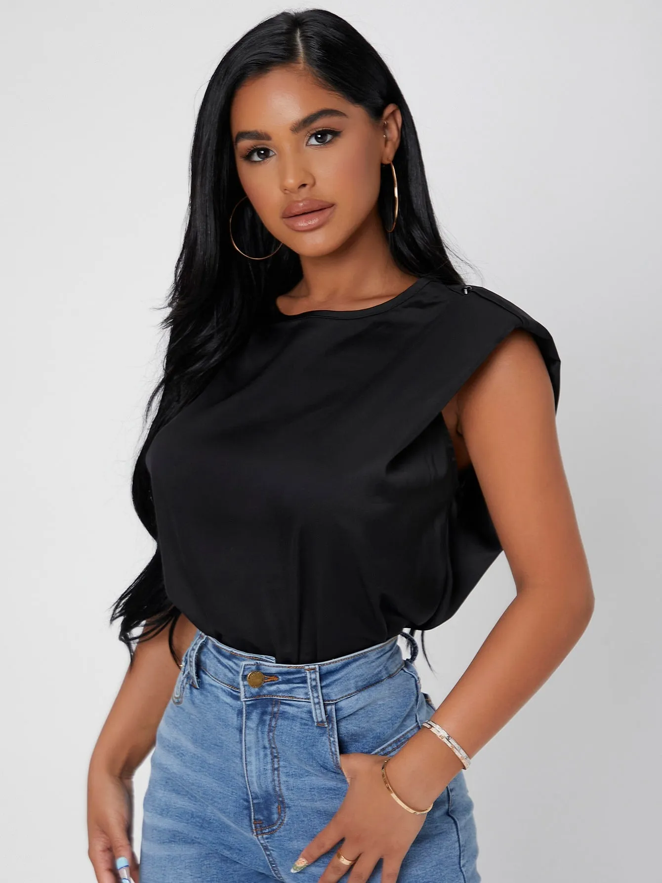 Casual Plain Sleeveless Boat Neck Regular Blouse